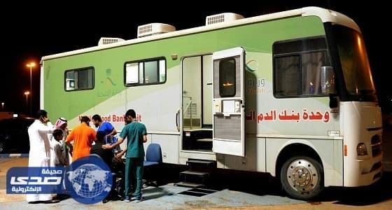 ركن للتبرع بالدم للجنود المرابطين بمهرجان أبها للتسوق