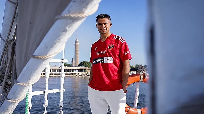 المغربي رضا سليم إلى الأهلي المصري براتب خيالي .. صور