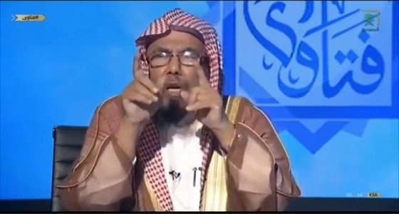 " المطلق " يوضح الحكم الشرعي لمتابعة " تويتر "