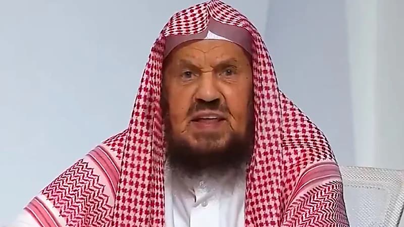 المنيع يوضح هل يجوز دفع نصف قيمة السيارة والنصف الآخر بعد سنتين.. فيديو