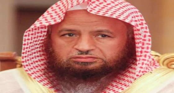 بالفيديو.. " الخضير " يوضح حكم ركوب المرأة السيارة مع السائق